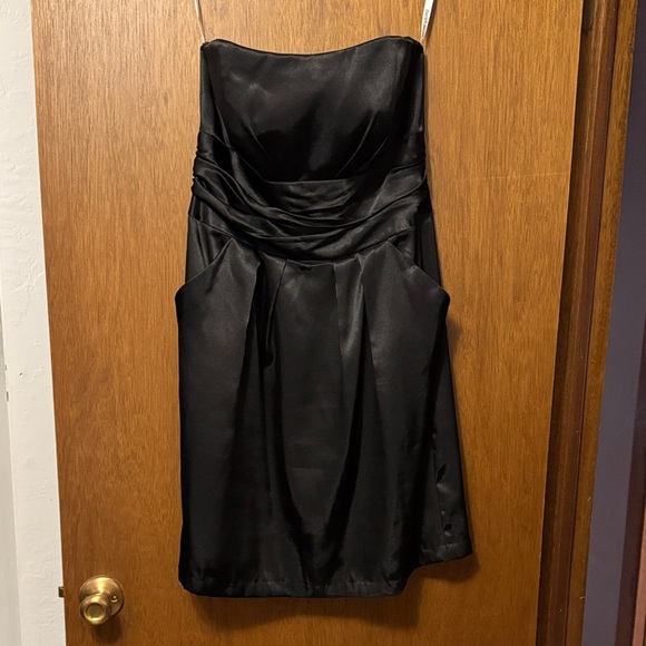David's Bridal Dresses & Skirts - David's Bridal Chic Black Strapless Dress